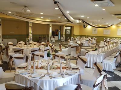 Hotel Harom Gunar Kecskemét Extérieur photo
